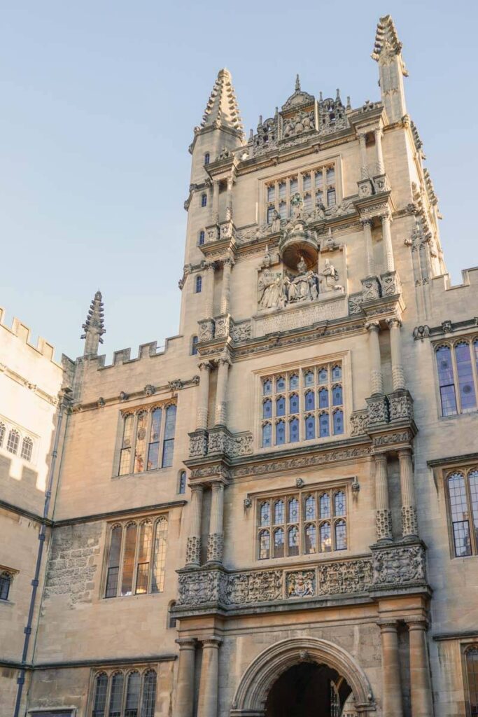 Café and shops  Visit the Bodleian Libraries